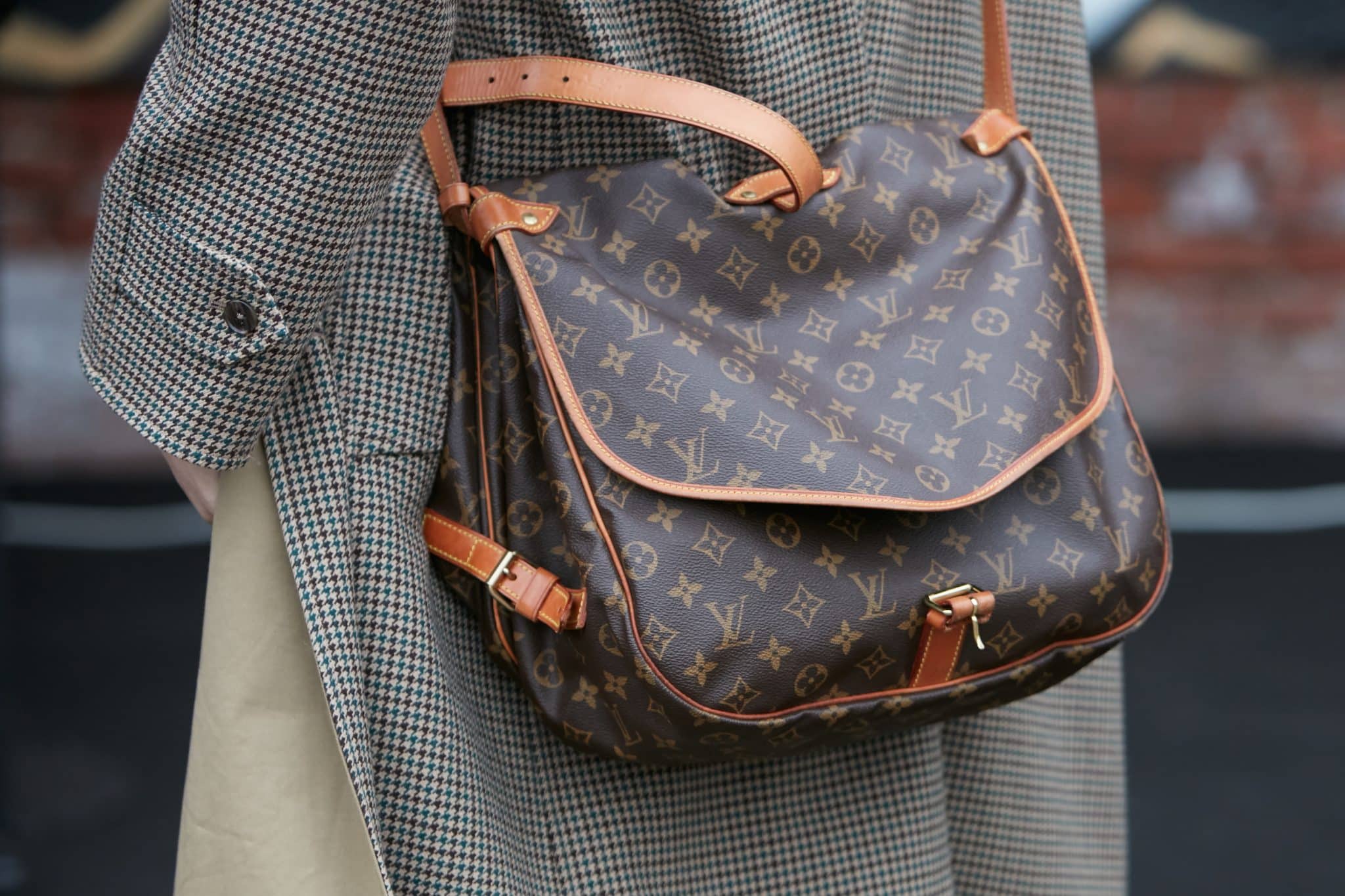 What Kind Of Material Does Louis Vuitton Use | IQS Executive