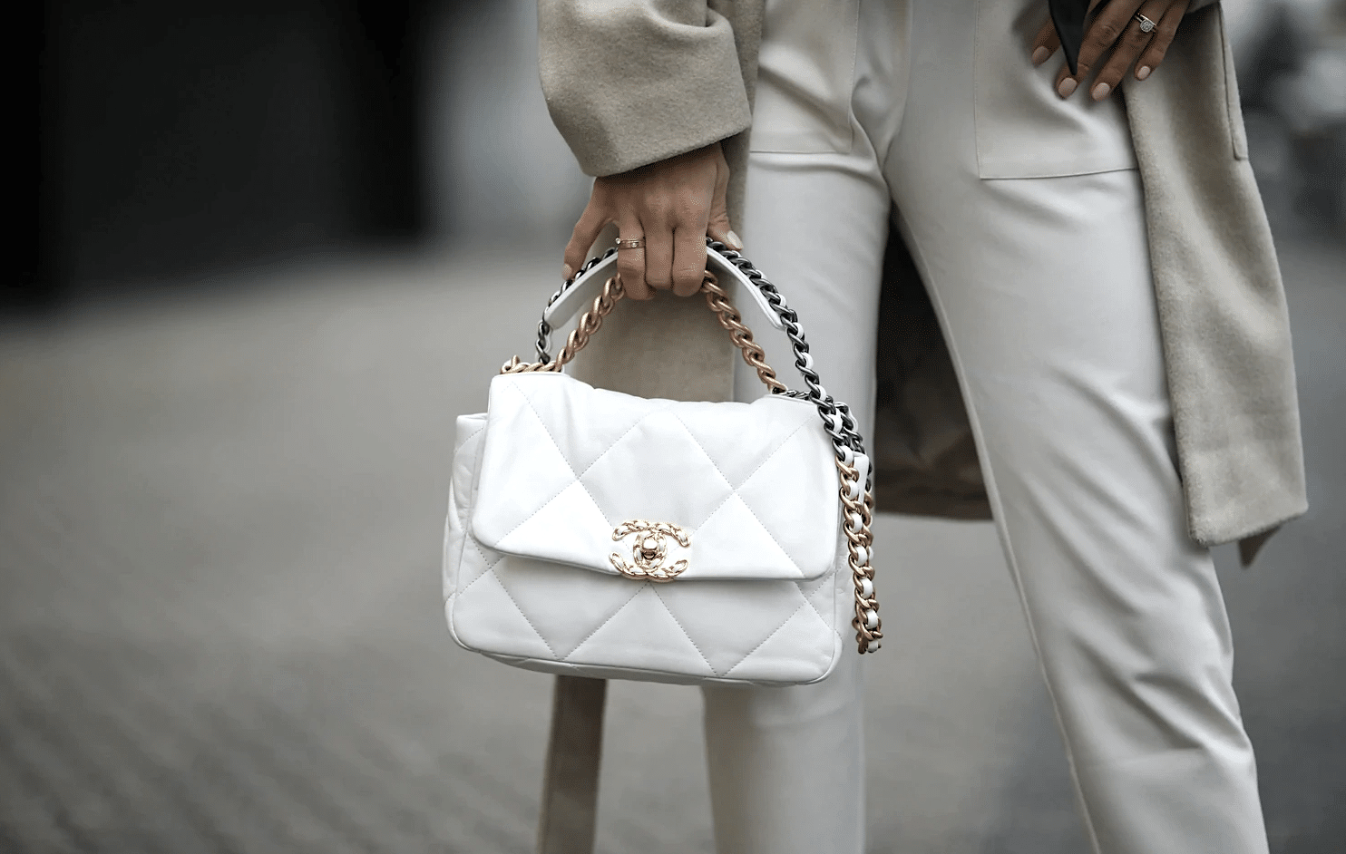 chanel 19 bag in white